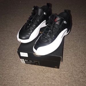 Air Jordan 12 retro low BG boy size 5.5y